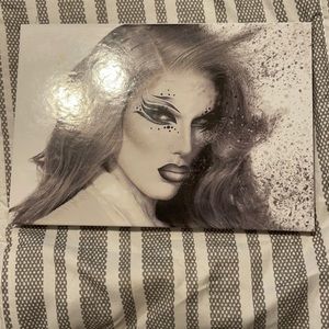 JSC Cremated palette